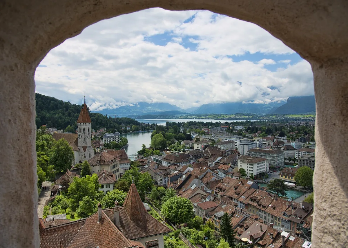 Photovoltaik-Anlage auf einem Haus in Thun